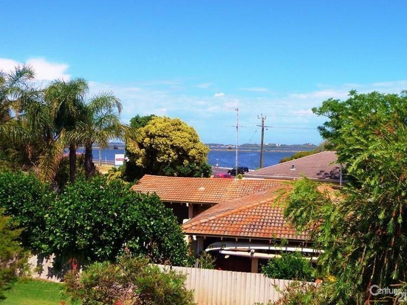4 Christina Street, Australind WA 6233