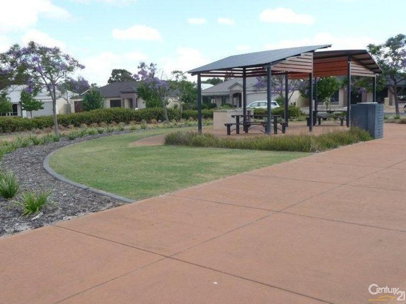 5 Abercrombie Way, Millbridge WA 6232