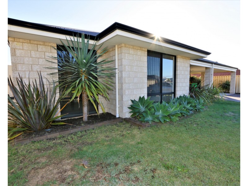 22 Chisholm Road, Dalyellup WA 6230