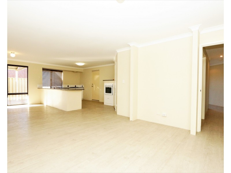 22 Chisholm Road, Dalyellup WA 6230