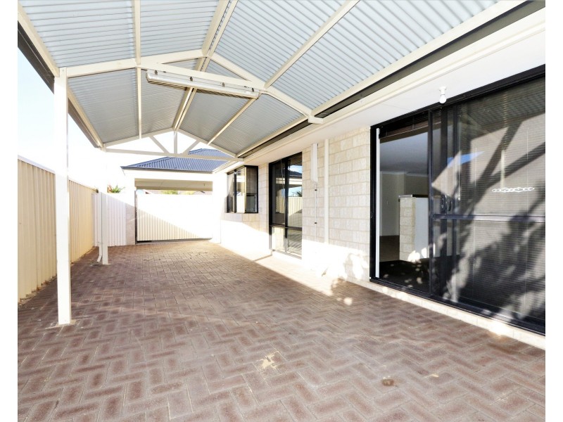 22 Chisholm Road, Dalyellup WA 6230