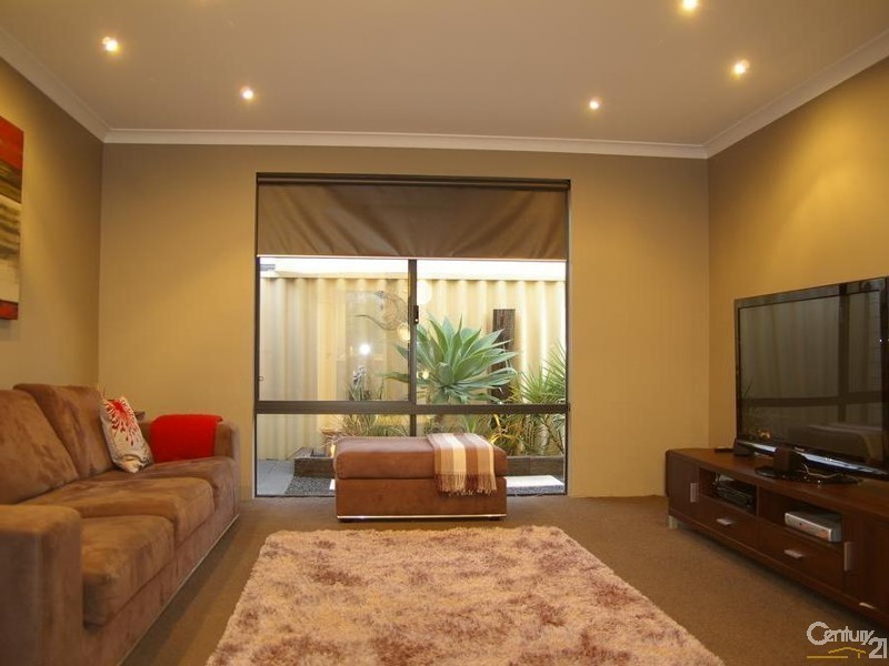 19 Longbow Approach, Dalyellup WA 6230