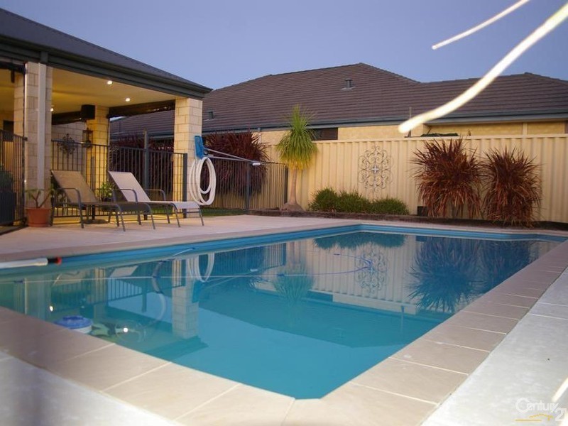 19 Longbow Approach, Dalyellup WA 6230