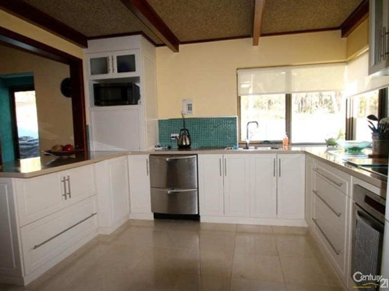 1 Hillside Road, Harvey WA 6220