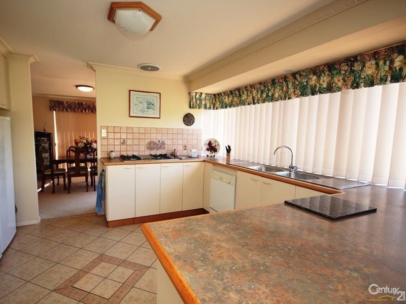 13 Pickworth Retreat, Bunbury WA 6230