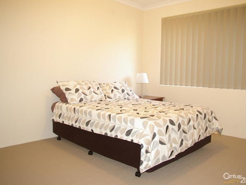 7 Tiffany Centre, Dalyellup WA 6230
