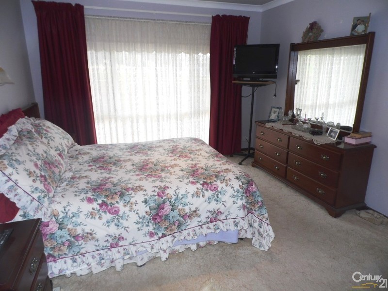 23 Winthrop Avenue, College Grove WA 6230