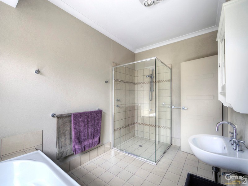 9 Lowell Terrace, Piara Waters WA 6112