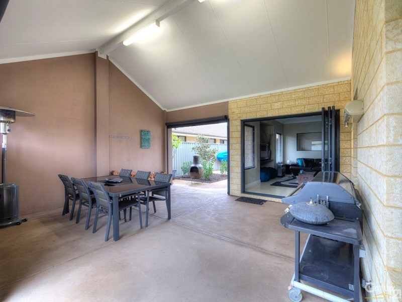 9 Lowell Terrace, Piara Waters WA 6112