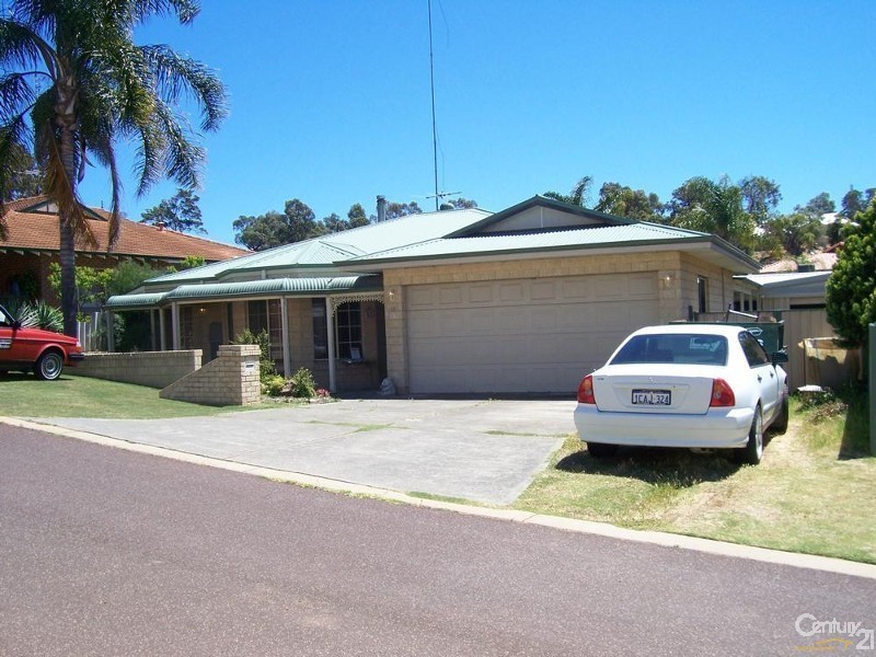 12 Christchurch Place, College Grove WA 6230