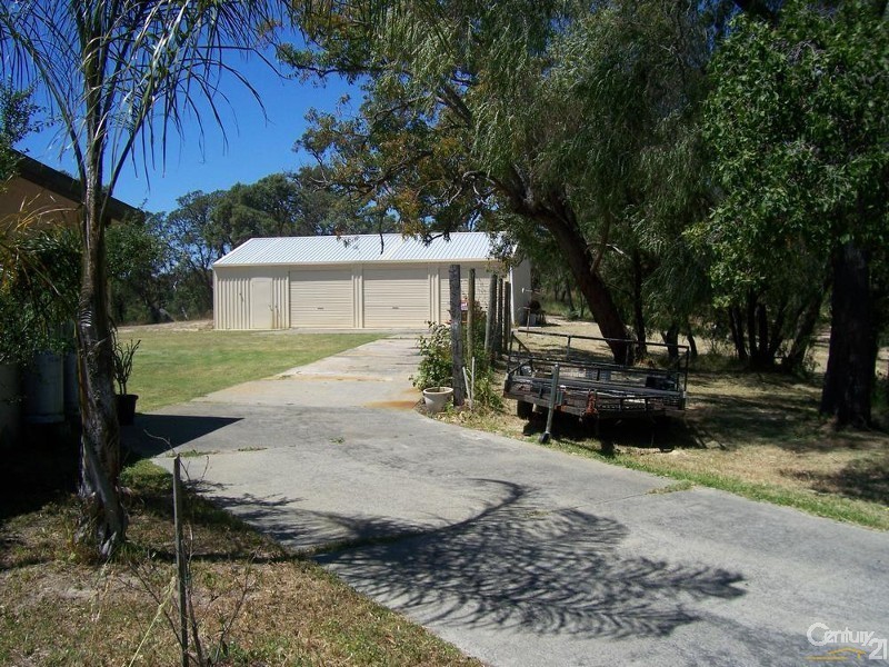 31 Australind Road, Leschenault WA 6233