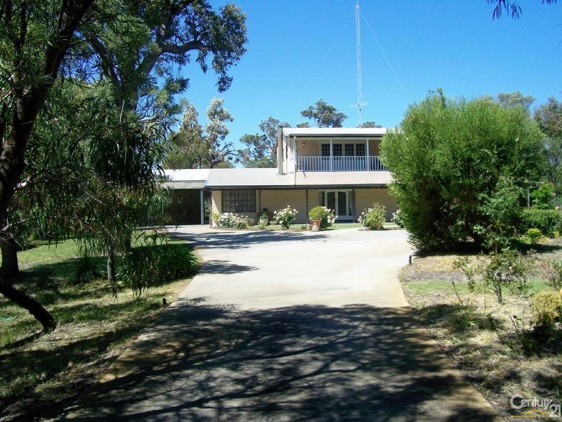 31 Australind Road, Leschenault WA 6233