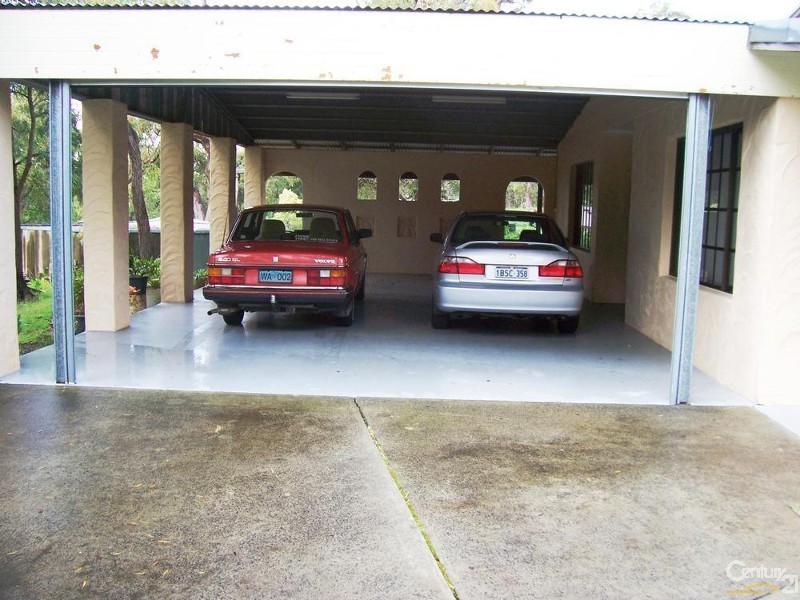 31 Australind Road, Leschenault WA 6233