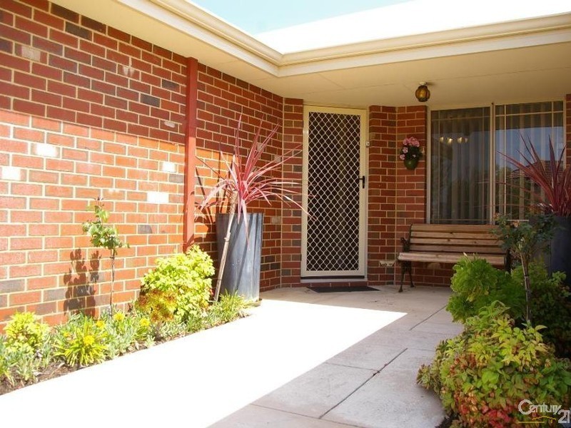 17 Maidmarian Street, Dalyellup WA 6230