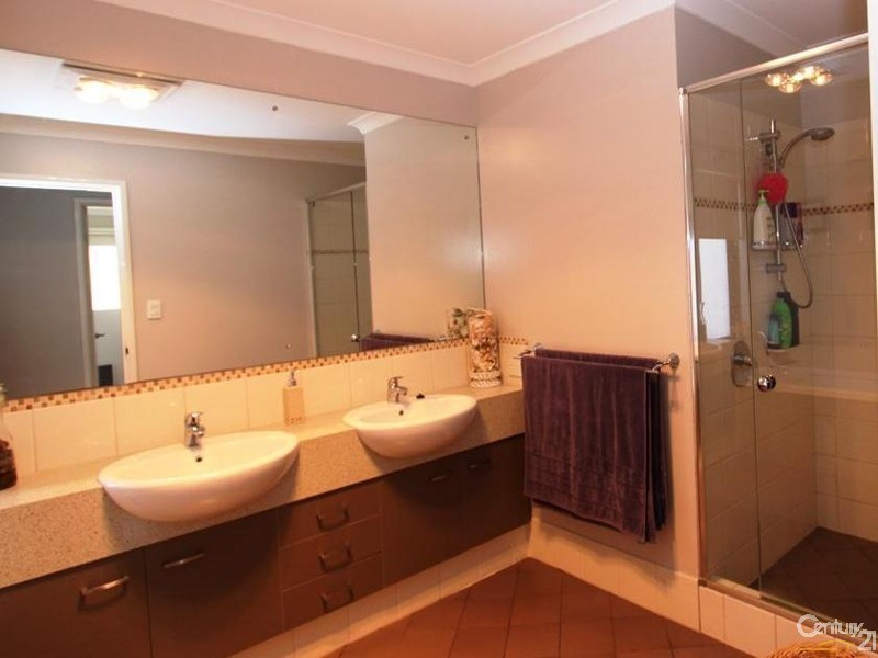 3 Naroona Drive, Dalyellup WA 6230