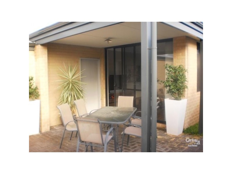 16 Reeves Approach, Dalyellup WA 6230