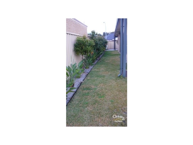 16 Reeves Approach, Dalyellup WA 6230