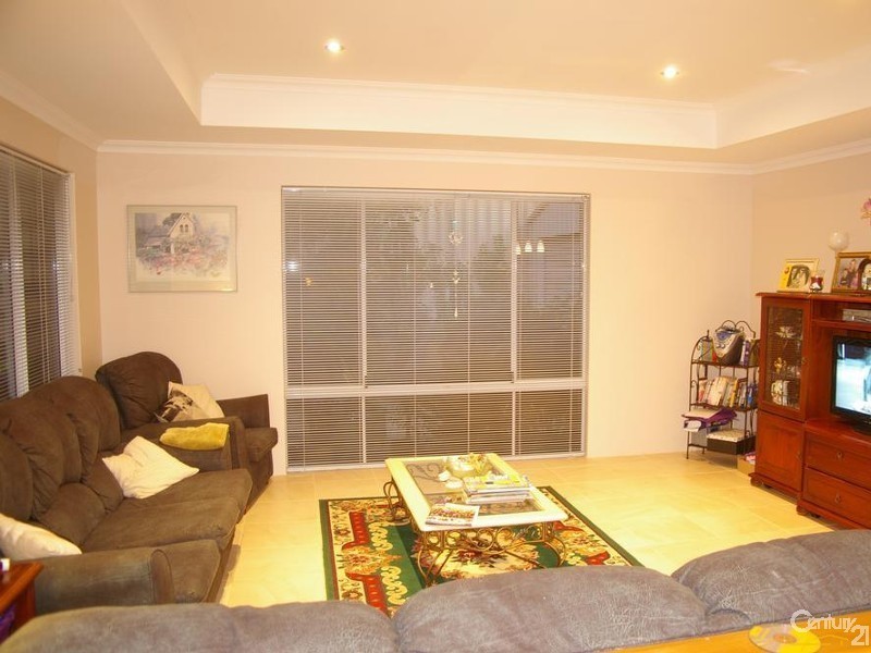 27 Nicolay Approach, Dalyellup WA 6230