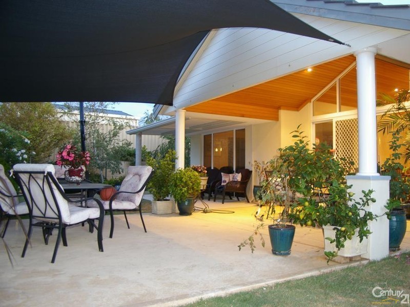 27 Nicolay Approach, Dalyellup WA 6230