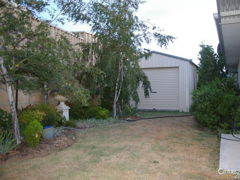 27 Nicolay Approach, Dalyellup WA 6230