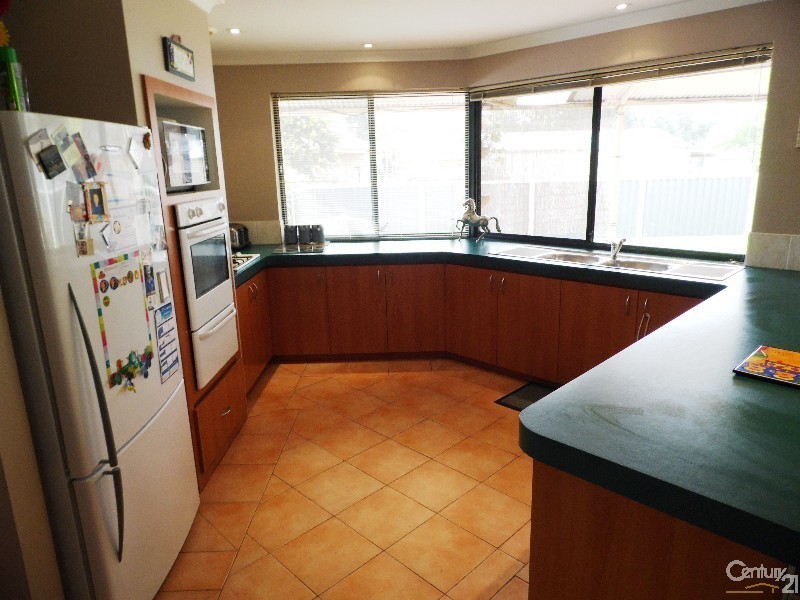 10 Digger Place, Boyanup WA 6237