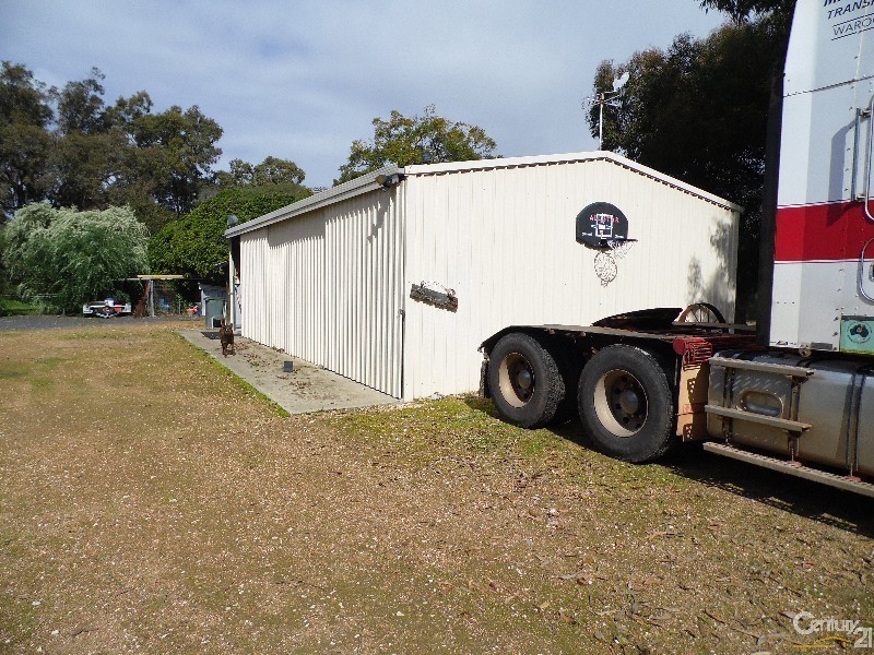 10 Digger Place, Boyanup WA 6237