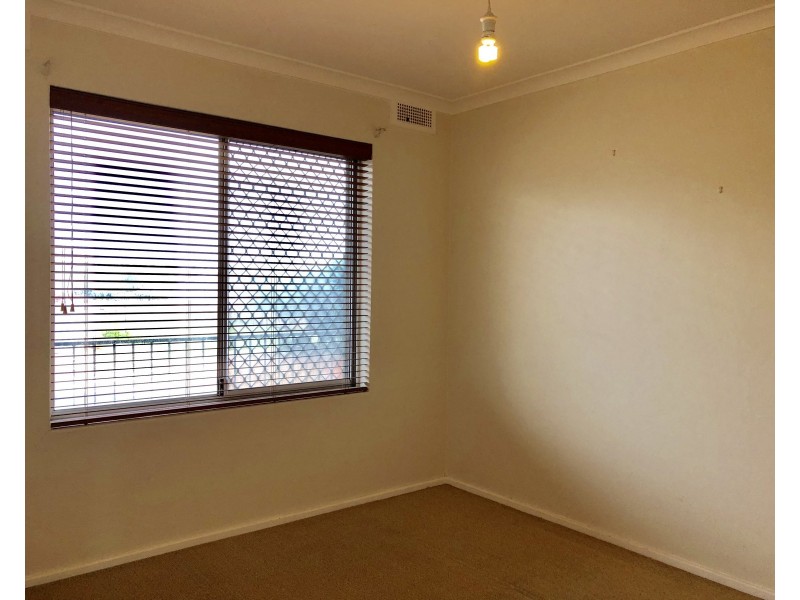 2/21 Greensell Street, Bunbury WA 6230