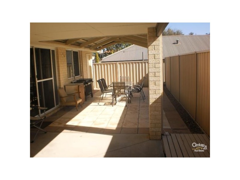 4/34 Hamilton Road, Eaton WA 6232