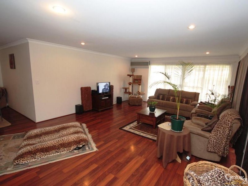 38 Chisholm Road, Dalyellup WA 6230