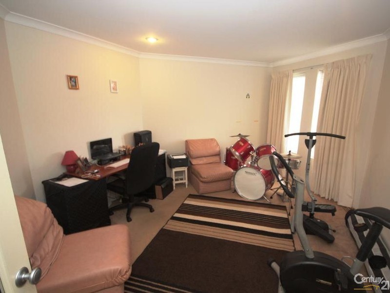 38 Chisholm Road, Dalyellup WA 6230