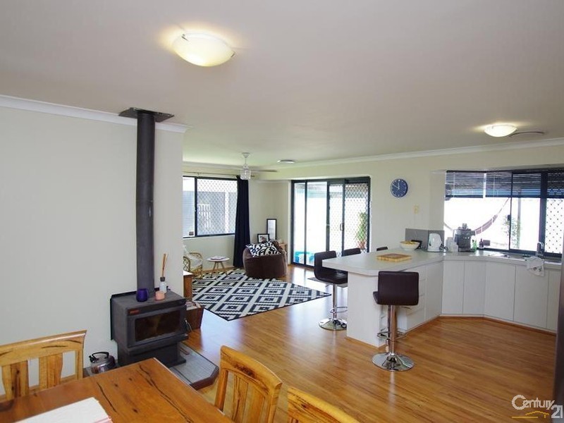 25 Brand Avenue, Usher WA 6230