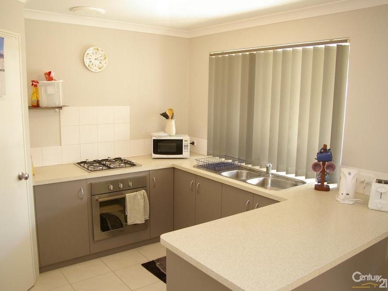 4/34 Hamilton Road, Eaton WA 6232