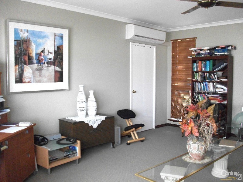 95 Lucy Victoria Avenue, Australind WA 6233