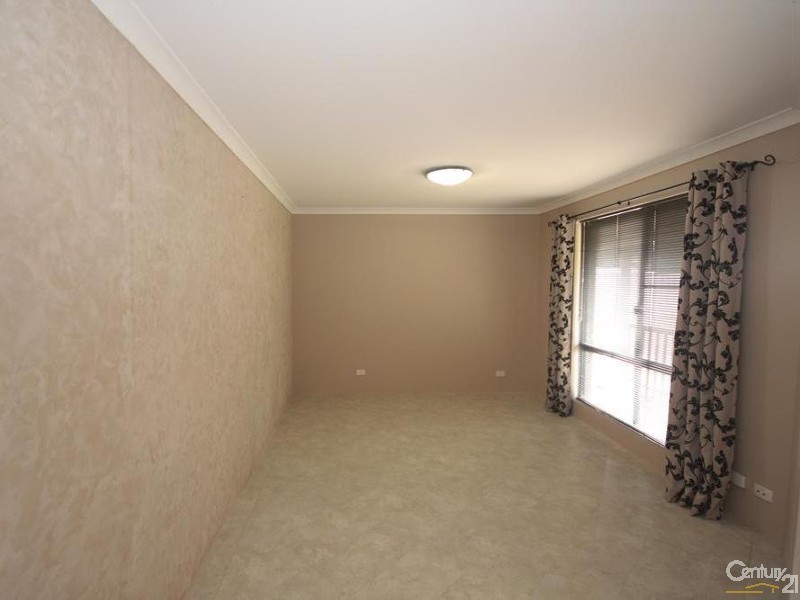 11 Kearney Way, Usher WA 6230