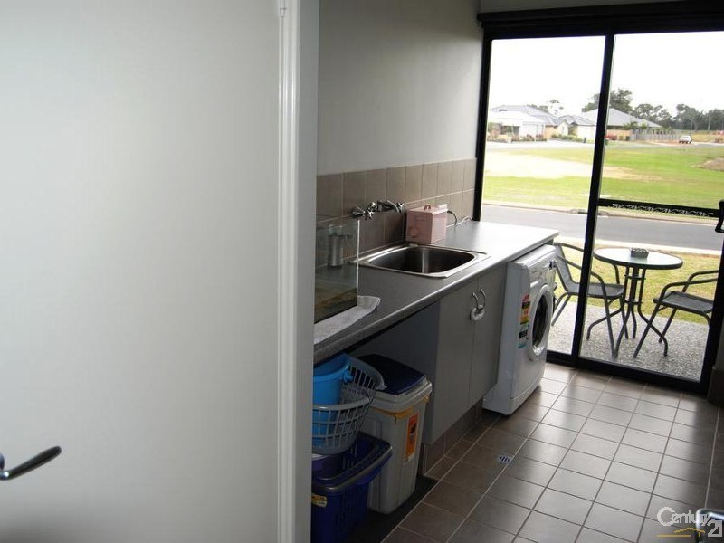 99 Glenhuon Boulevard, Eaton WA 6232