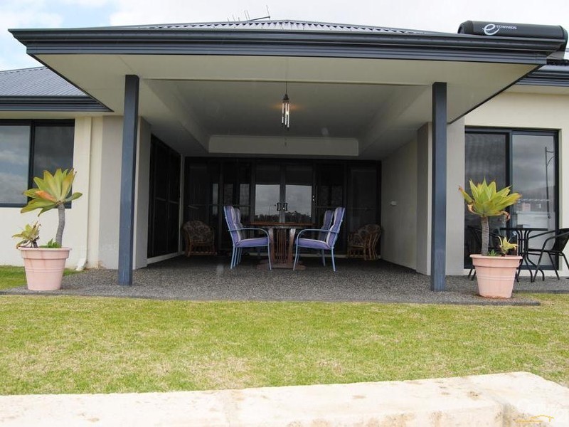 99 Glenhuon Boulevard, Eaton WA 6232