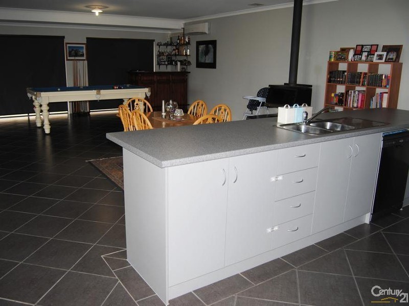 99 Glenhuon Boulevard, Eaton WA 6232