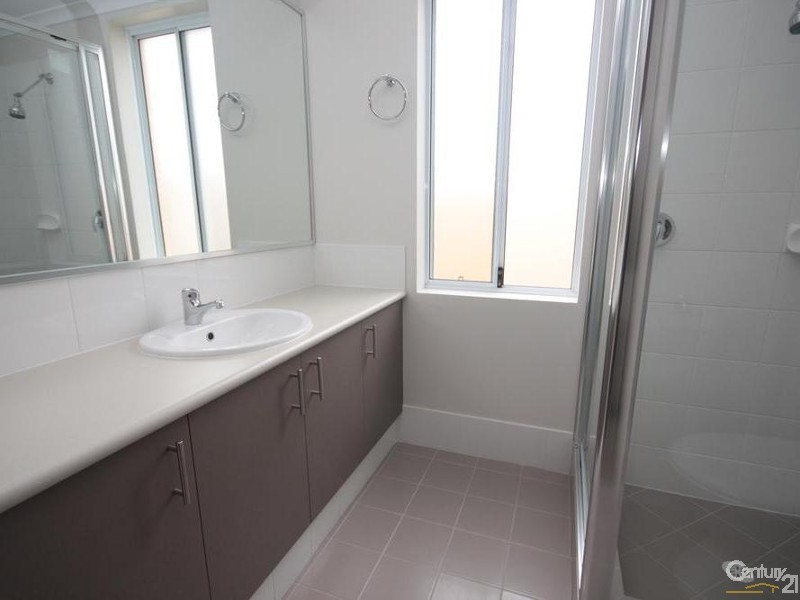 2A Pluto Drive, Australind WA 6233