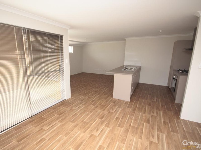 2A Pluto Drive, Australind WA 6233