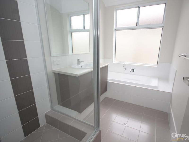 2A Pluto Drive, Australind WA 6233