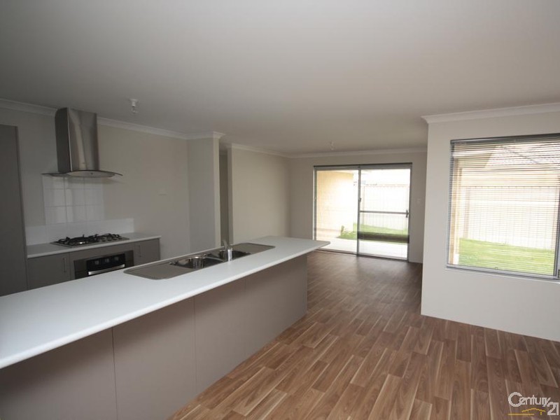 2C Pluto Drive, Australind WA 6233