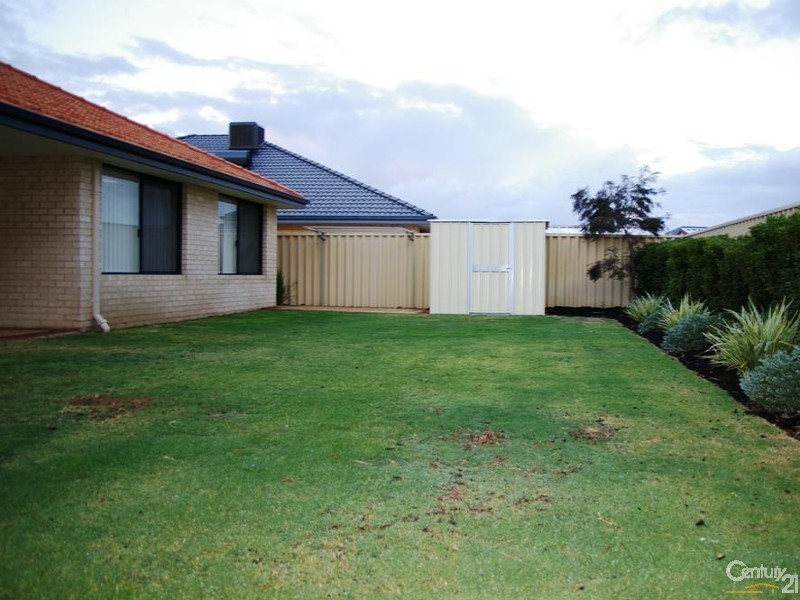 9 Casson Street, Dalyellup WA 6230