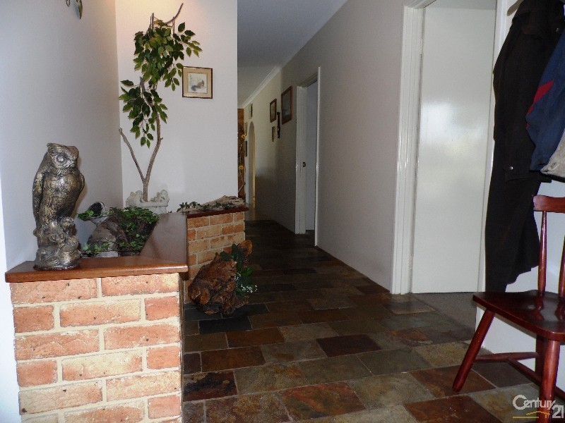 5 Hanks Way, Australind WA 6233