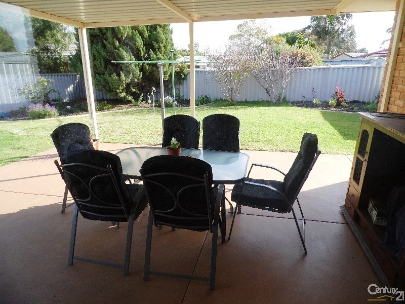 5 Hanks Way, Australind WA 6233