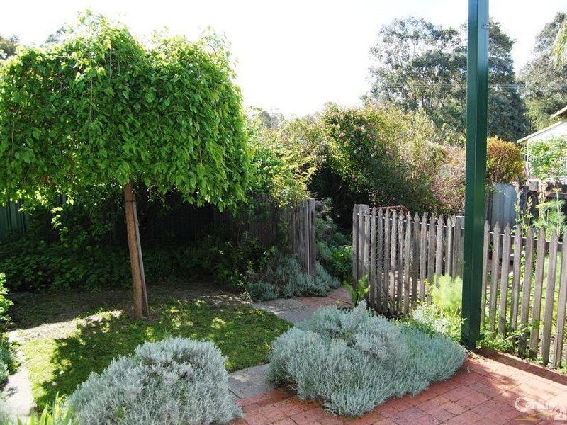 4 Coombes Street, Collie WA 6225