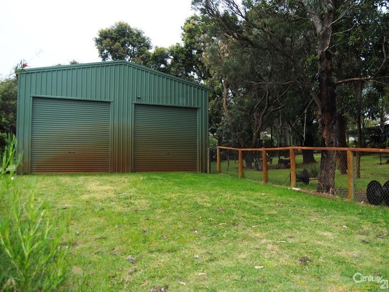 8 Samrose Road, Dalyellup WA 6230