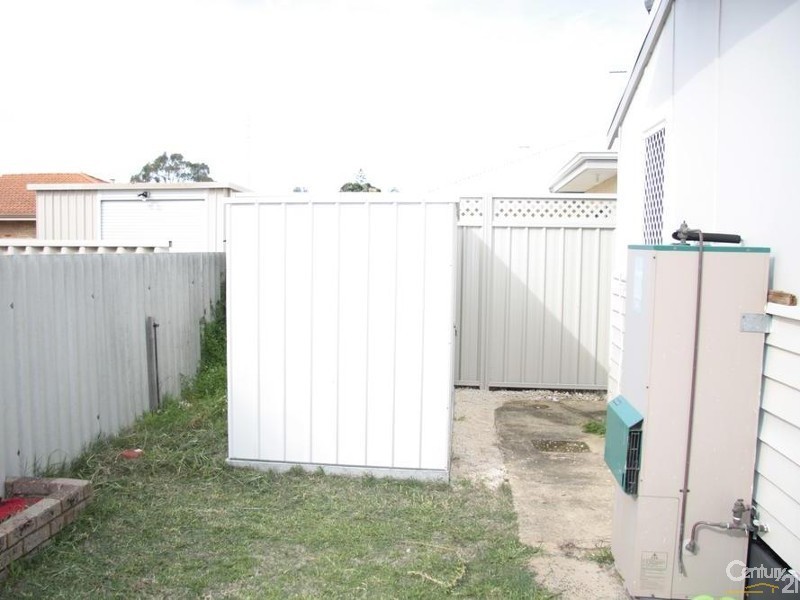 28 Lowe Street, Carey Park WA 6230