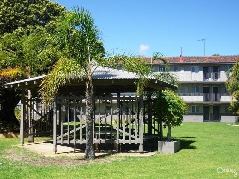 27/1 Stallard Place, Withers WA 6230