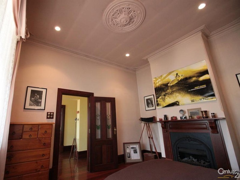 6 Symmons Street, Bunbury WA 6230