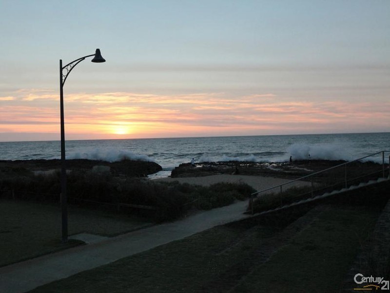 6 Symmons Street, Bunbury WA 6230